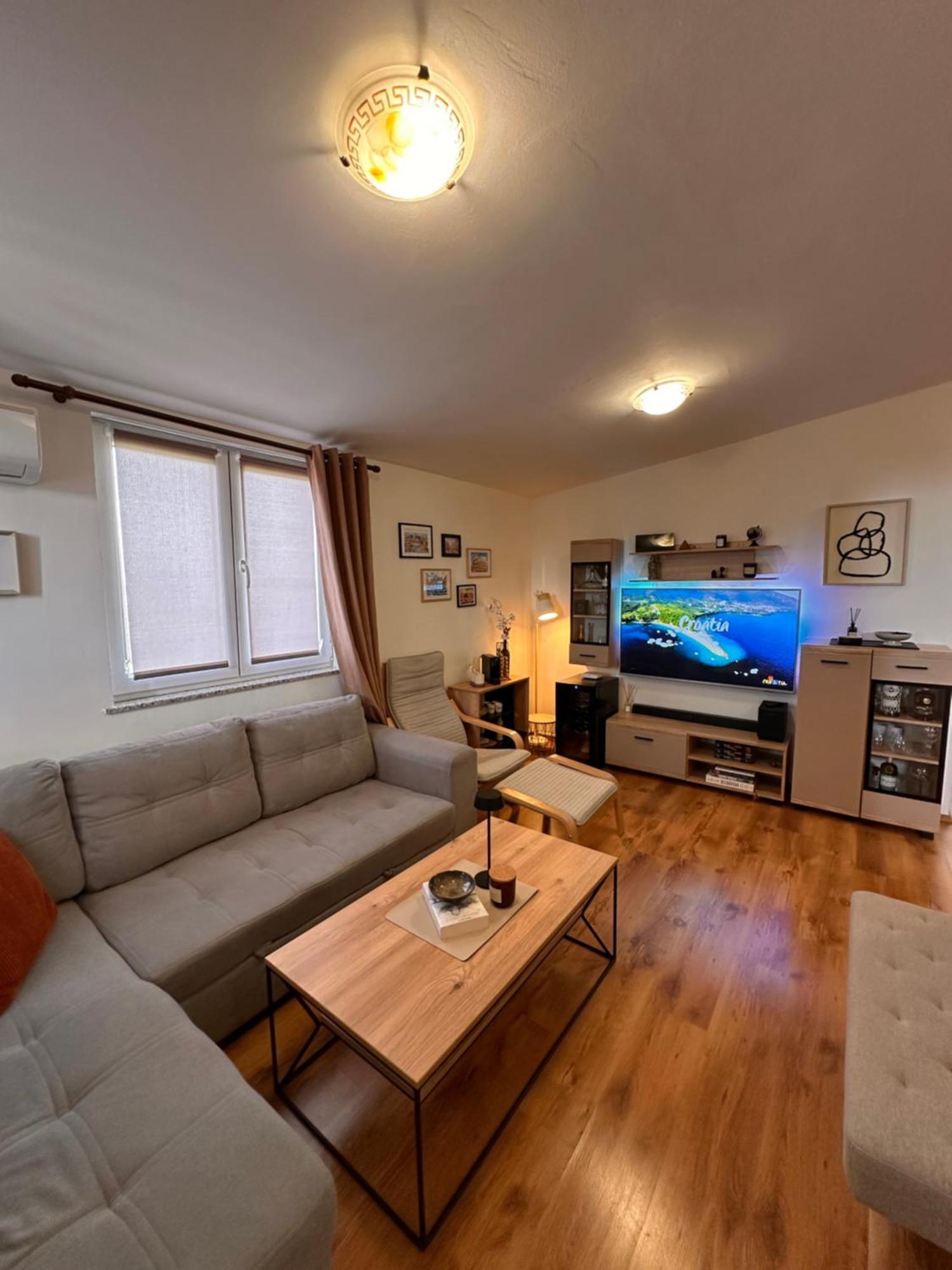 Apartments Roko Pridraga Екстериор снимка