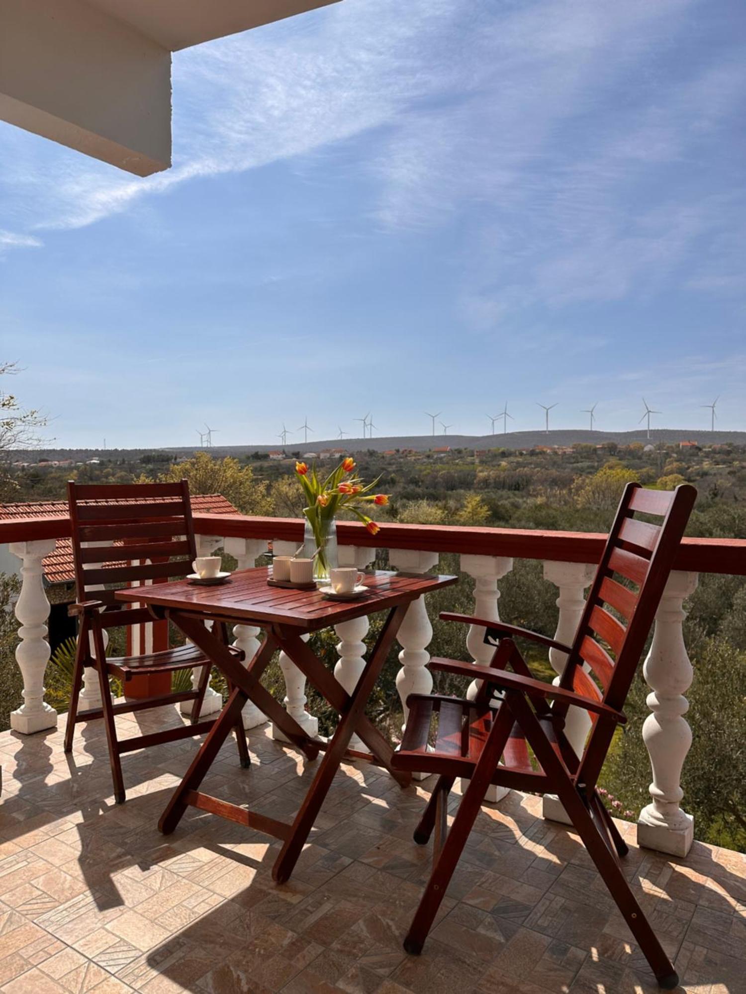 Apartments Roko Pridraga Екстериор снимка
