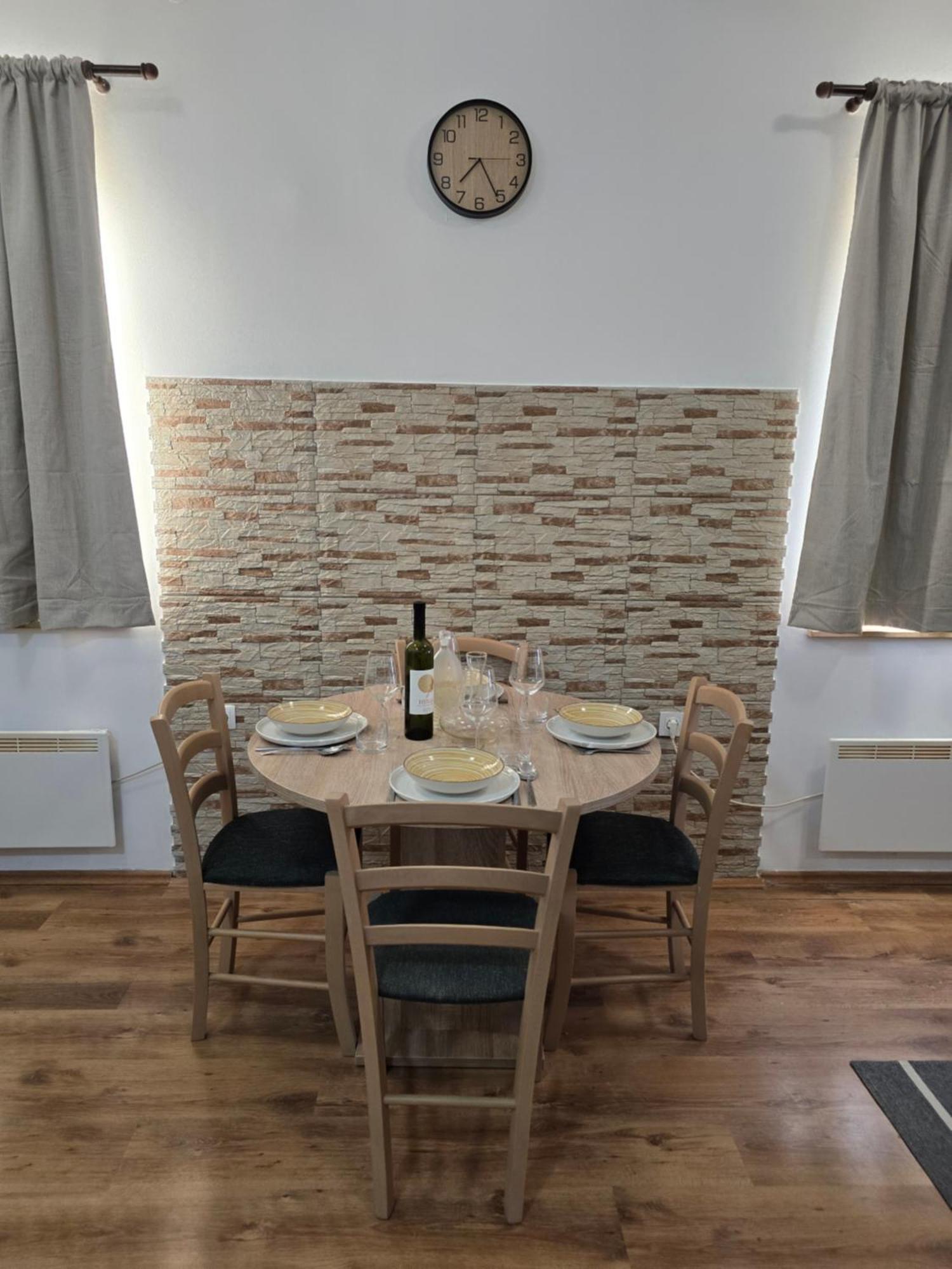 Apartments Roko Pridraga Екстериор снимка