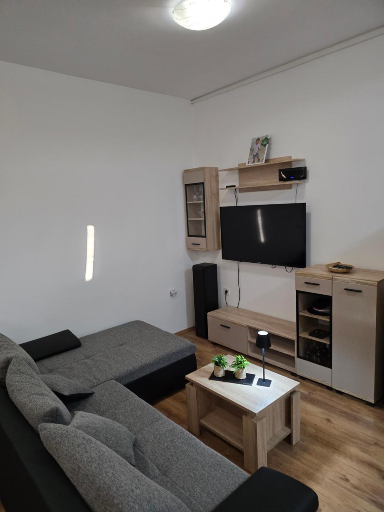Apartments Roko Pridraga Екстериор снимка